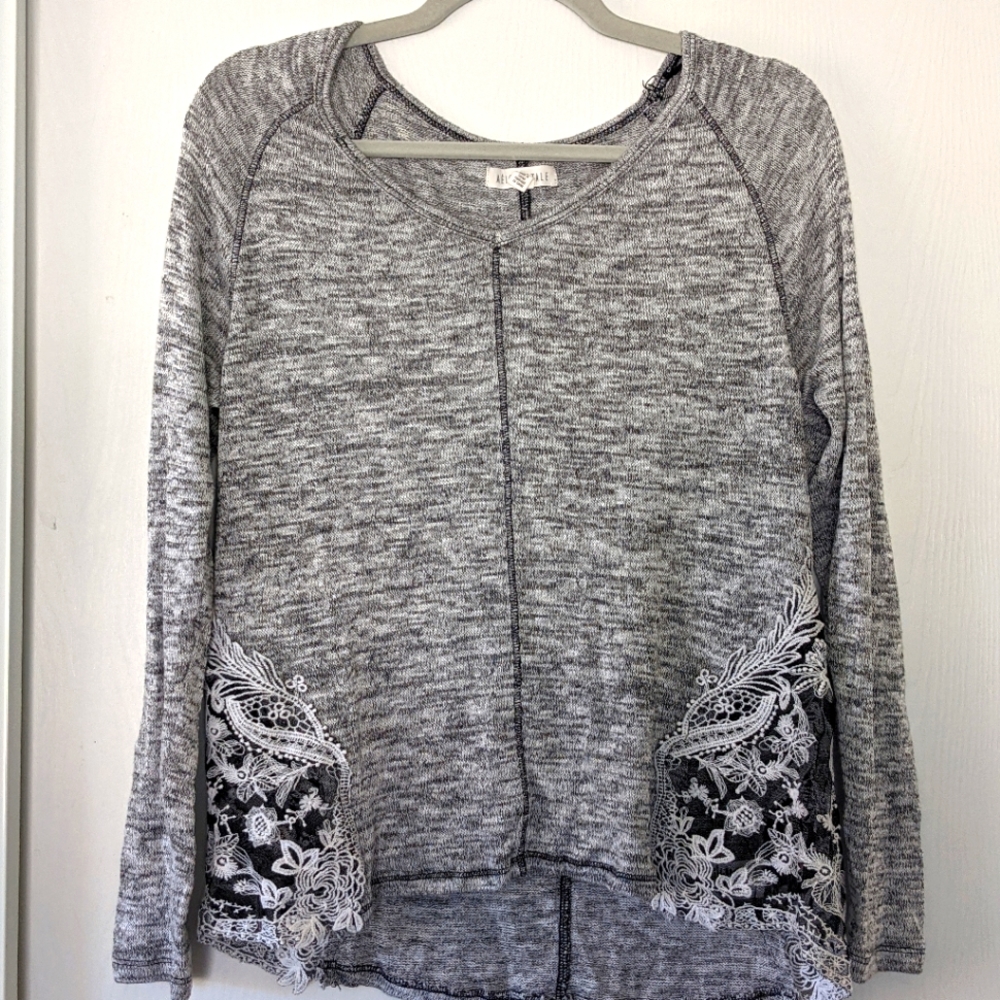 s/xs aeropostale thin long sleeve